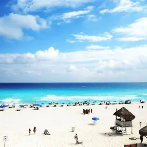 Mio Boutique Cancun